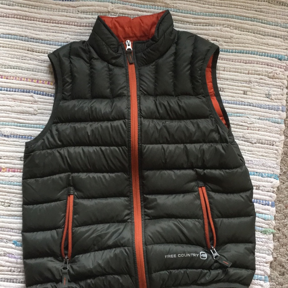 Closet closing!!! Free country kids vest